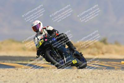 media/Mar-22-2025-CVMA (Sat) [[462c0ffedb]]/Race 13-Amateur Supersport Middleweight/